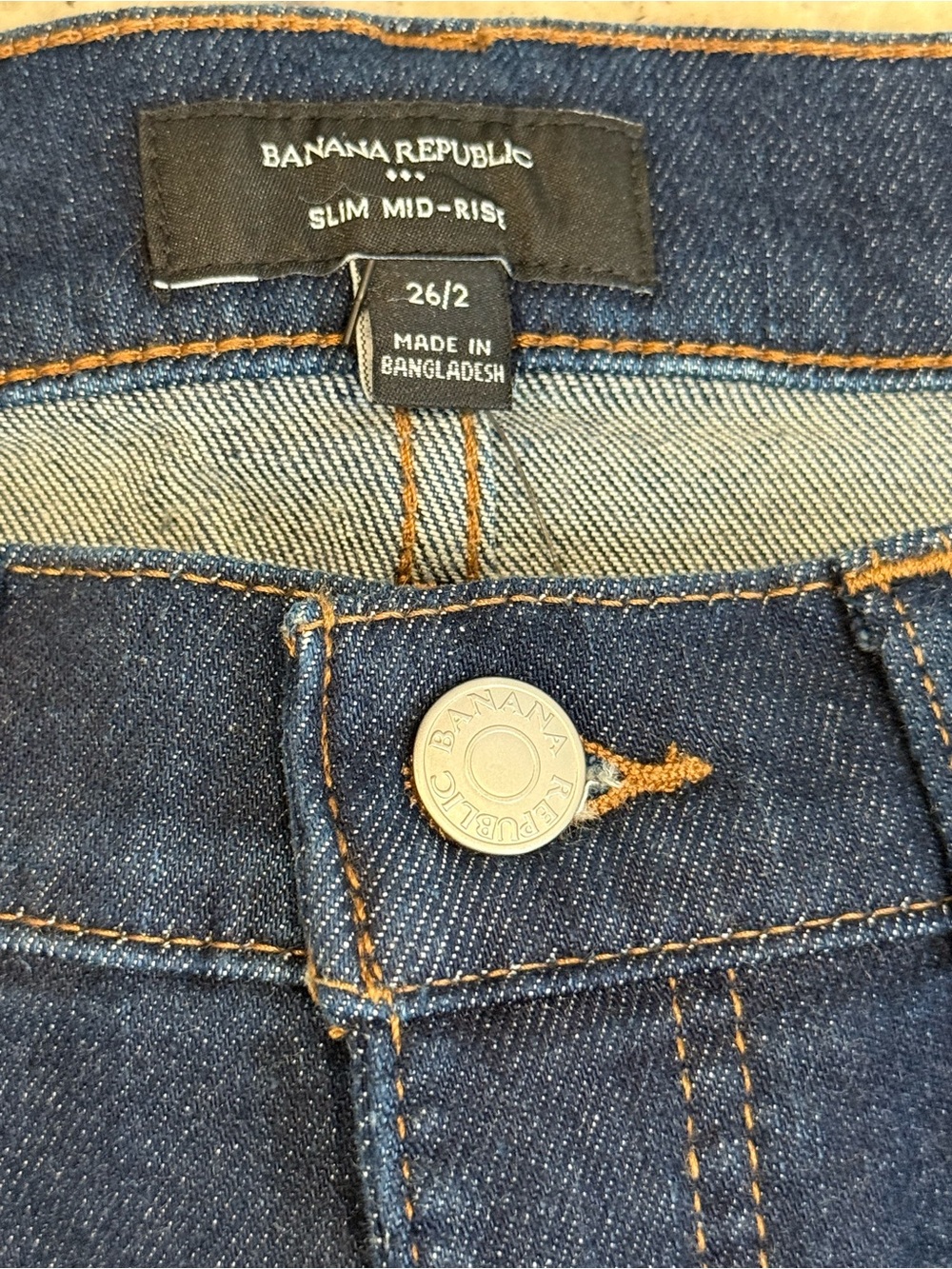 New W/ Tags Banana Republic Slim Mid-Rise Jeans - Blue with Gold Stitching - Picture 2 of 5